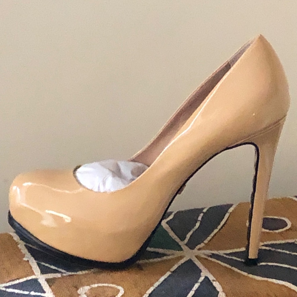 Pour la Victoire,  high heel pumps, size 8, patent leather